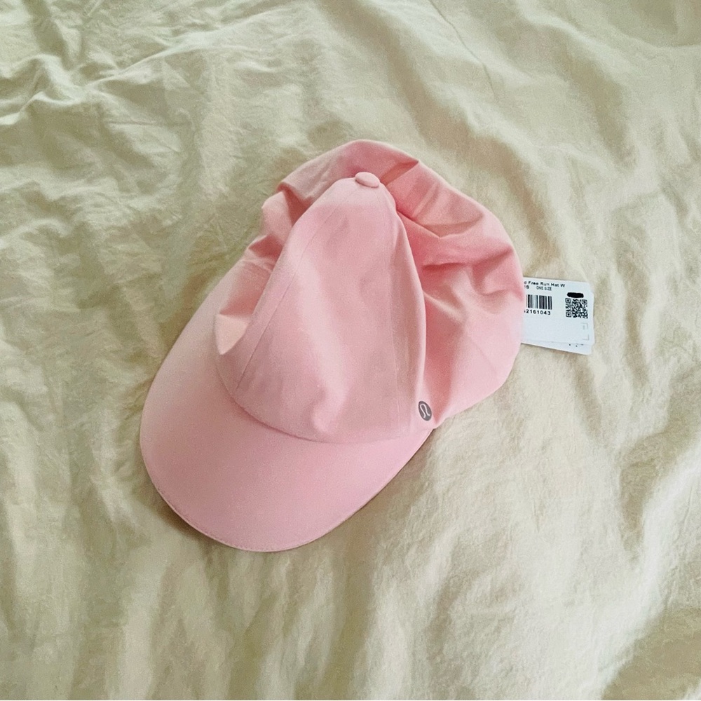 NWT Lululemon Womens Fast and Free Running Hat